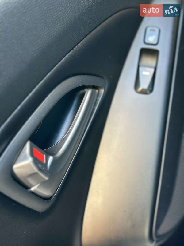 Позашляховик / Кросовер Hyundai ix35 2014 в Івано-Франківську