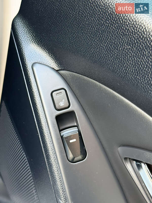 Позашляховик / Кросовер Hyundai ix35 2012 в Надвірній фото 24 Позашляховик / Кросовер Hyundai ix35 2012 в Надвірній