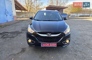 Внедорожник / Кроссовер Hyundai ix35 2013 в 