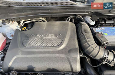 Внедорожник / Кроссовер Hyundai ix35 2010 в 