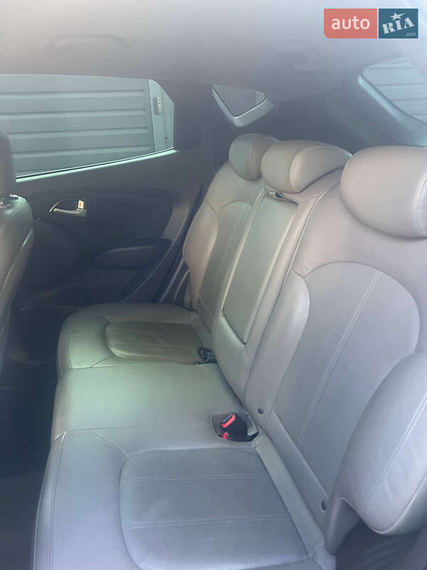Внедорожник / Кроссовер Hyundai ix35 2013 в Ивано-Франковске