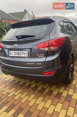 Внедорожник / Кроссовер Hyundai ix35 2011 в 