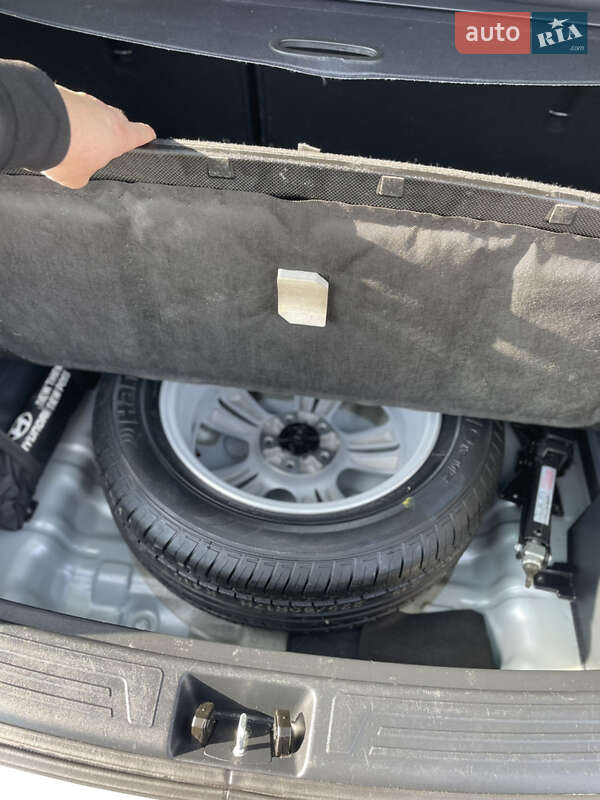 Внедорожник / Кроссовер Hyundai ix35 2013 в Луцке фото 26 Внедорожник / Кроссовер Hyundai ix35 2013 в Луцке