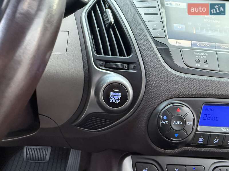 Позашляховик / Кросовер Hyundai ix35 2015 в Одесі