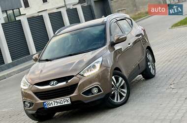 Внедорожник / Кроссовер Hyundai ix35 2015 в 