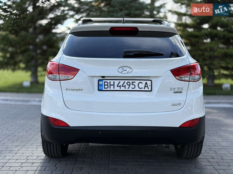 Внедорожник / Кроссовер Hyundai ix35 2011 в Одессе