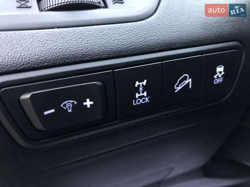 Внедорожник / Кроссовер Hyundai ix35 2011 в Луцке