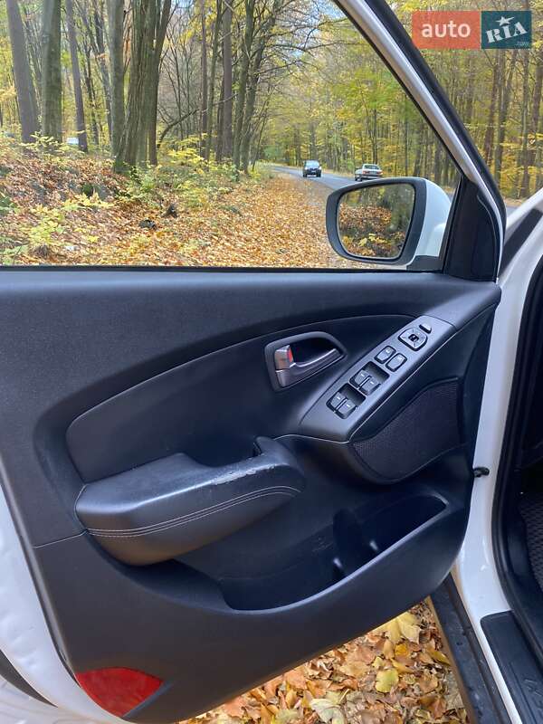 Внедорожник / Кроссовер Hyundai ix35 2013 в Львове фото 19 Внедорожник / Кроссовер Hyundai ix35 2013 в Львове