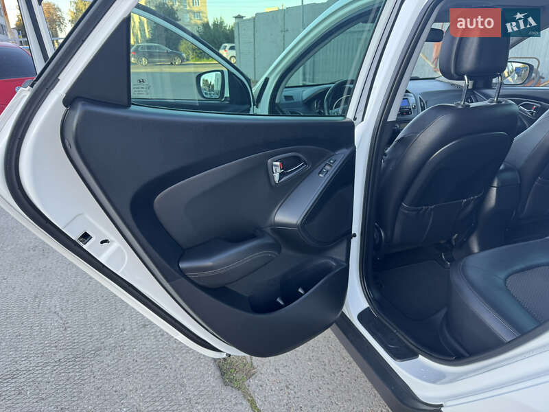 Позашляховик / Кросовер Hyundai ix35 2011 в Рівному
