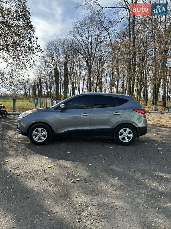 Внедорожник / Кроссовер Hyundai ix35 2011 в Теплике фото 3 Внедорожник / Кроссовер Hyundai ix35 2011 в Теплике