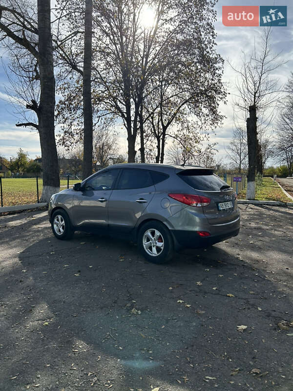 Внедорожник / Кроссовер Hyundai ix35 2011 в Теплике фото 4 Внедорожник / Кроссовер Hyundai ix35 2011 в Теплике