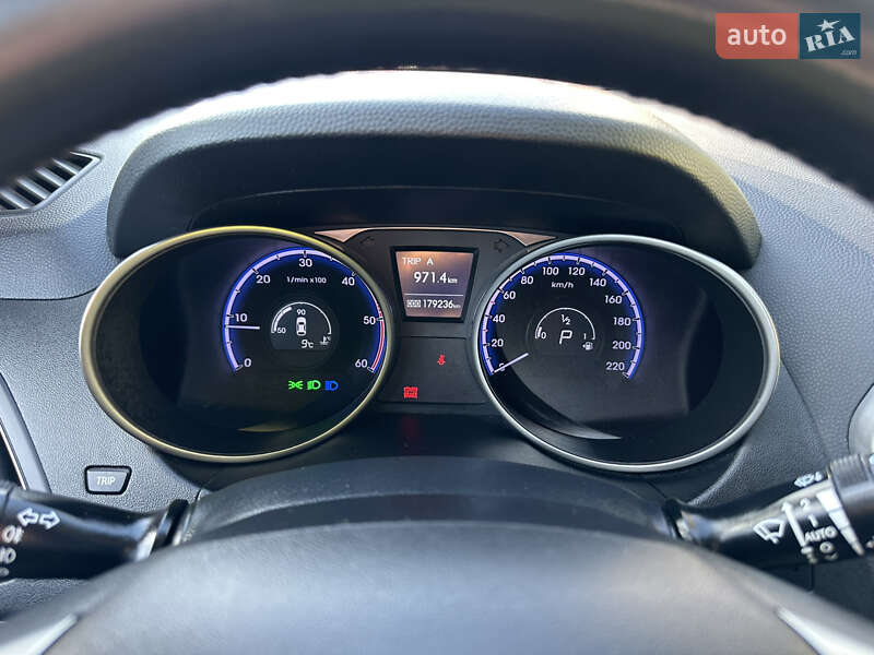 Внедорожник / Кроссовер Hyundai ix35 2011 в Луцке фото 23 Внедорожник / Кроссовер Hyundai ix35 2011 в Луцке