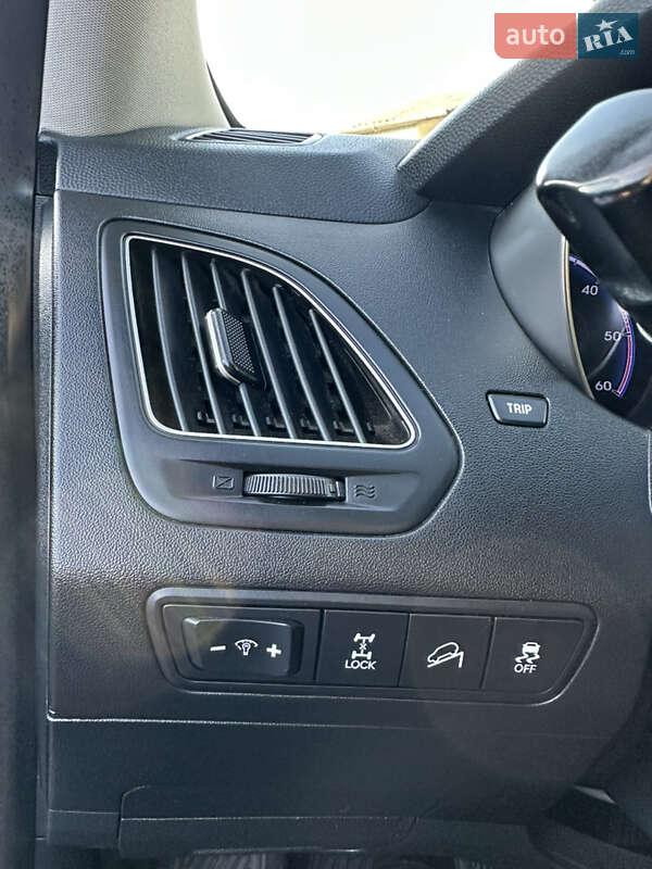 Внедорожник / Кроссовер Hyundai ix35 2011 в Луцке фото 30 Внедорожник / Кроссовер Hyundai ix35 2011 в Луцке