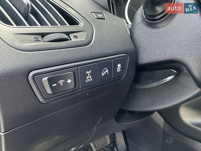 Внедорожник / Кроссовер Hyundai ix35 2011 в Львове