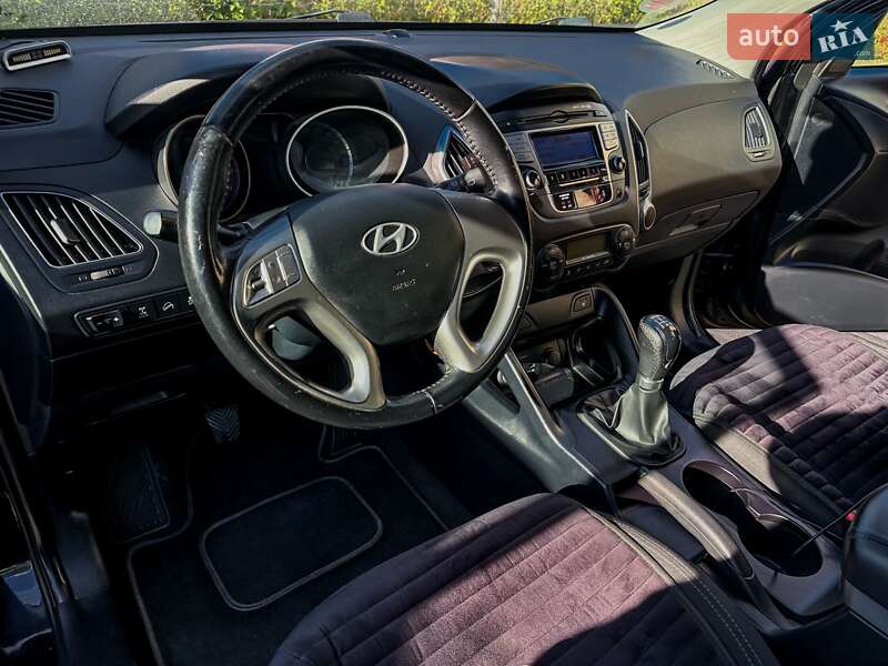 Внедорожник / Кроссовер Hyundai ix35 2011 в Бурштыне