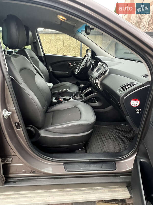 Внедорожник / Кроссовер Hyundai ix35 2015 в Львове
