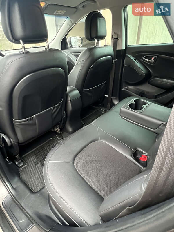 Внедорожник / Кроссовер Hyundai ix35 2015 в Львове