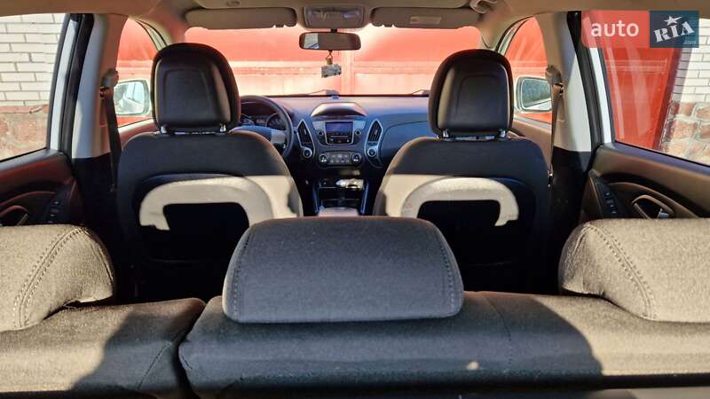 Внедорожник / Кроссовер Hyundai ix35 2010 в Киеве фото 24 Внедорожник / Кроссовер Hyundai ix35 2010 в Киеве