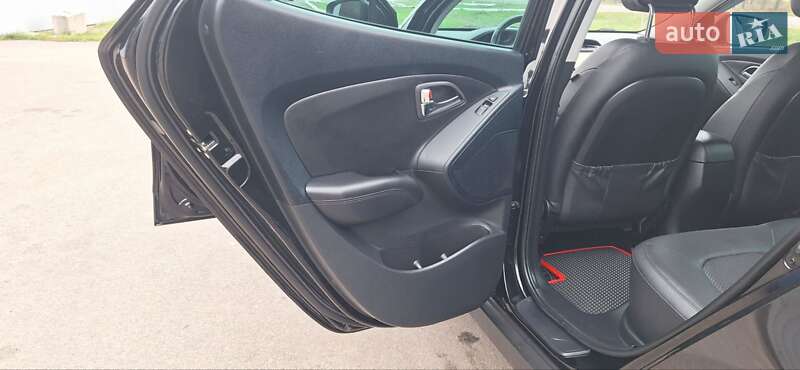 Внедорожник / Кроссовер Hyundai ix35 2014 в Новоархангельске