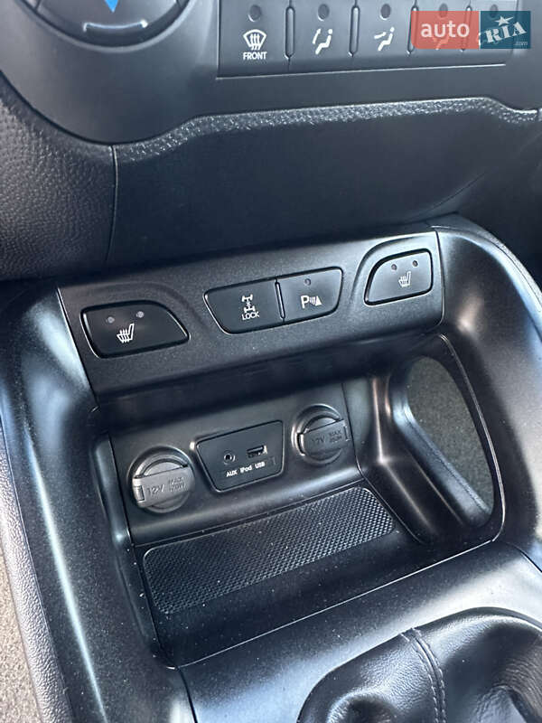 Внедорожник / Кроссовер Hyundai ix35 2014 в Ровно