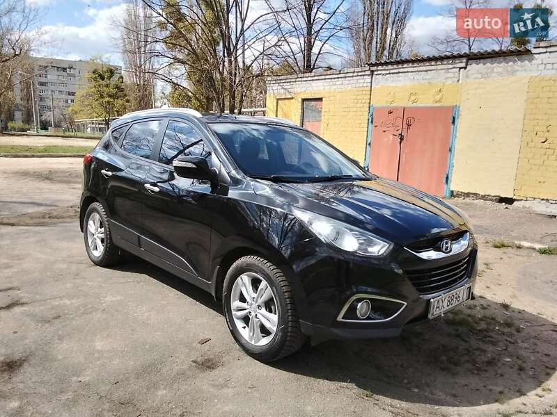 Внедорожник / Кроссовер Hyundai ix35 2012 в Харькове