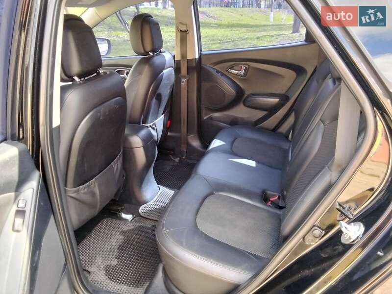 Внедорожник / Кроссовер Hyundai ix35 2012 в Харькове