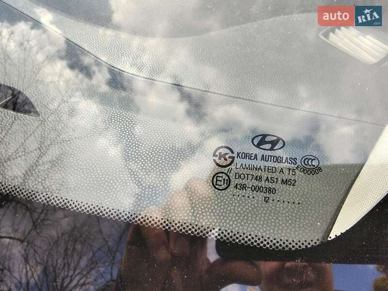 Внедорожник / Кроссовер Hyundai ix35 2012 в Харькове