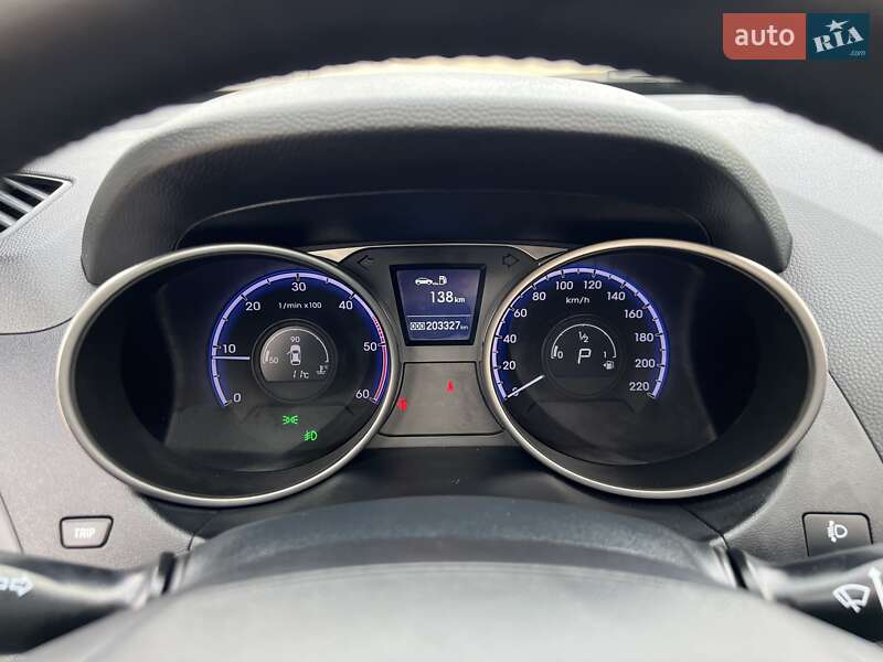 Позашляховик / Кросовер Hyundai ix35 2011 в Радивиліві