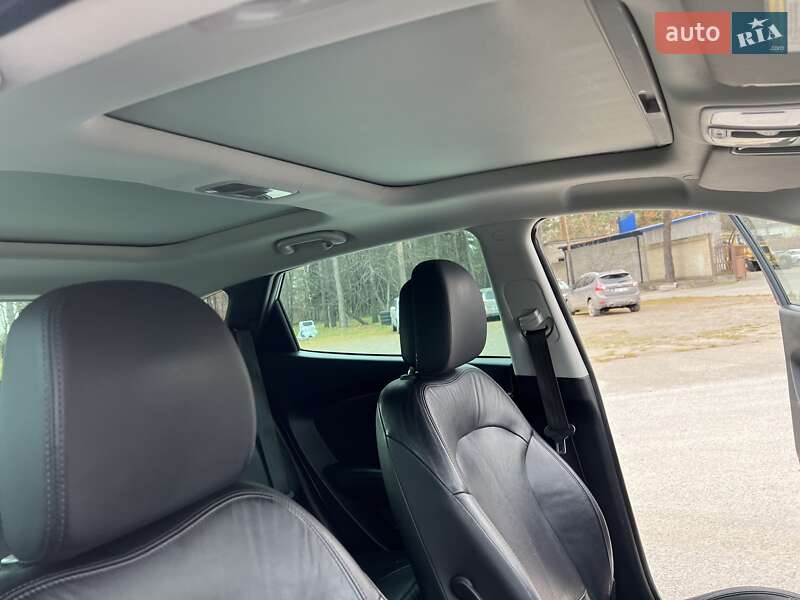 Позашляховик / Кросовер Hyundai ix35 2011 в Радивиліві