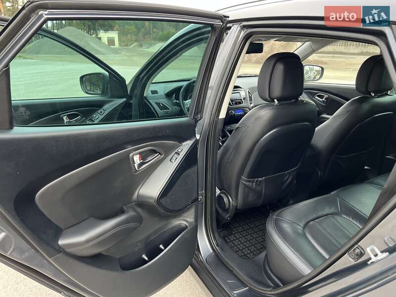 Позашляховик / Кросовер Hyundai ix35 2011 в Радивиліві