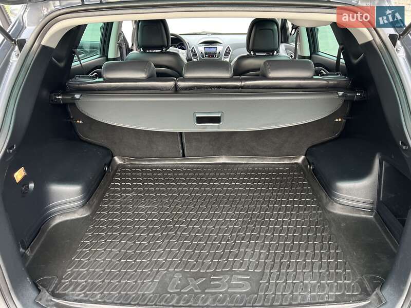 Позашляховик / Кросовер Hyundai ix35 2011 в Радивиліві