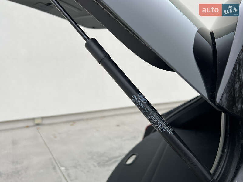 Позашляховик / Кросовер Hyundai ix35 2014 в Луцьку