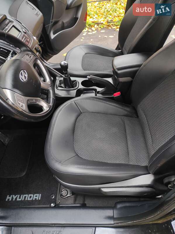 Внедорожник / Кроссовер Hyundai ix35 2010 в Полтаве фото 26 Внедорожник / Кроссовер Hyundai ix35 2010 в Полтаве