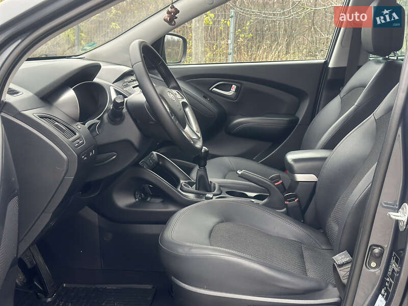 Внедорожник / Кроссовер Hyundai ix35 2011 в Дубно