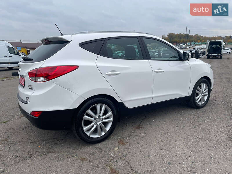 Внедорожник / Кроссовер Hyundai ix35 2012 в Ровно