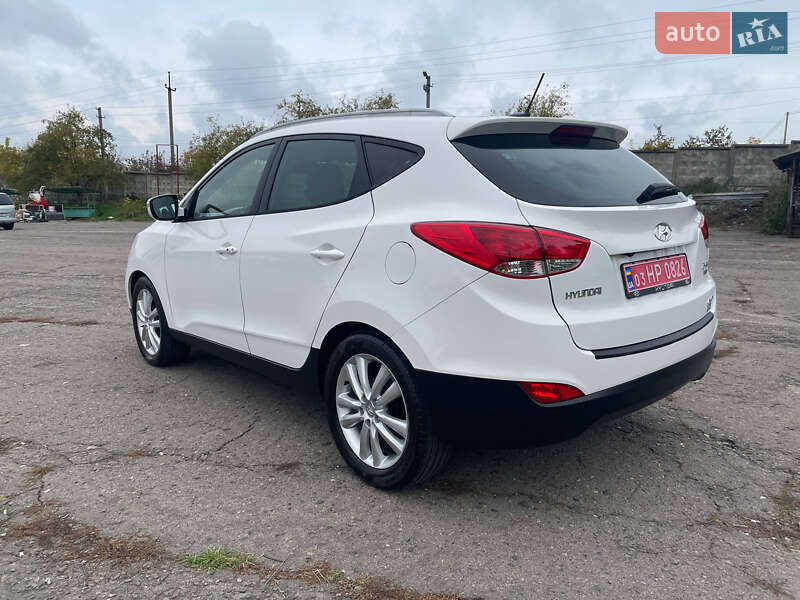 Внедорожник / Кроссовер Hyundai ix35 2012 в Ровно