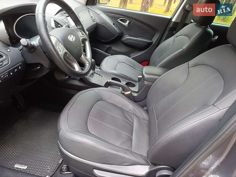 Внедорожник / Кроссовер Hyundai ix35 2013 в Киеве фото 24 Внедорожник / Кроссовер Hyundai ix35 2013 в Киеве
