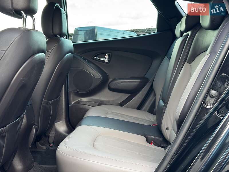 Внедорожник / Кроссовер Hyundai ix35 2011 в Одессе фото 18 Внедорожник / Кроссовер Hyundai ix35 2011 в Одессе