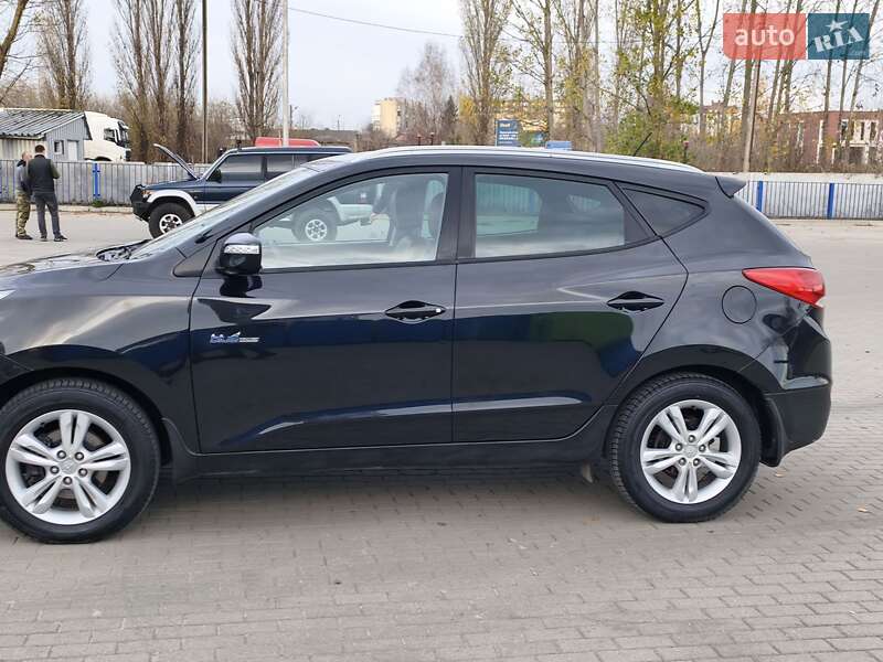 Позашляховик / Кросовер Hyundai ix35 2011 в Ковелі