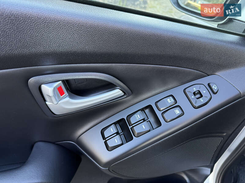 Внедорожник / Кроссовер Hyundai ix35 2014 в Луцке фото 83 Внедорожник / Кроссовер Hyundai ix35 2014 в Луцке