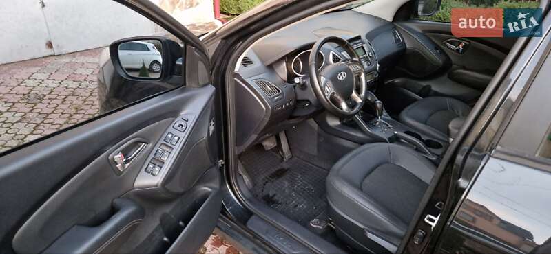 Внедорожник / Кроссовер Hyundai ix35 2010 в Ивано-Франковске фото 5 Внедорожник / Кроссовер Hyundai ix35 2010 в Ивано-Франковске