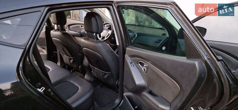 Внедорожник / Кроссовер Hyundai ix35 2010 в Ивано-Франковске фото 9 Внедорожник / Кроссовер Hyundai ix35 2010 в Ивано-Франковске