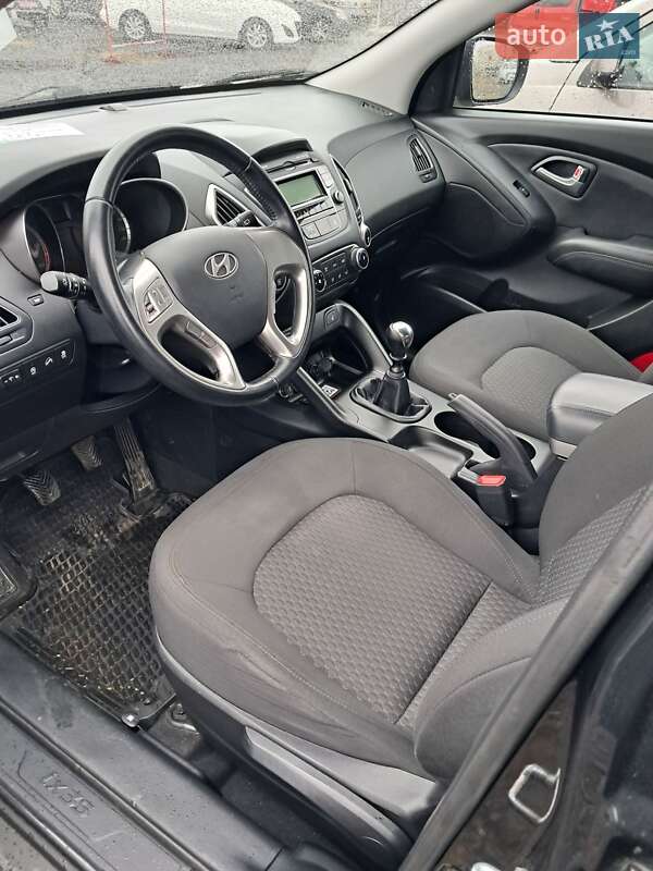 Позашляховик / Кросовер Hyundai ix35 2010 в Луцьку фото 7 Позашляховик / Кросовер Hyundai ix35 2010 в Луцьку