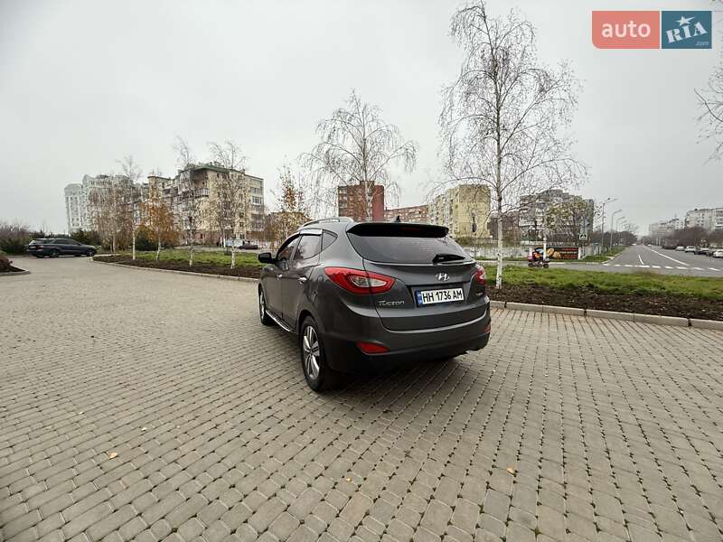 Внедорожник / Кроссовер Hyundai ix35 2014 в Черноморске