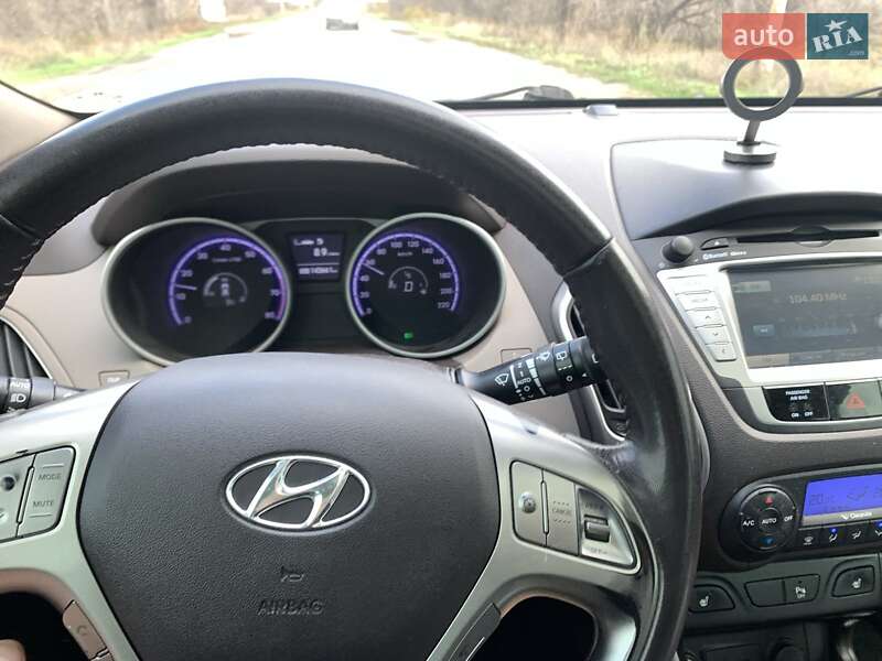 Внедорожник / Кроссовер Hyundai ix35 2012 в Каменском фото 11 Внедорожник / Кроссовер Hyundai ix35 2012 в Каменском