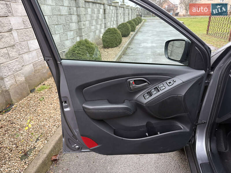 Позашляховик / Кросовер Hyundai ix35 2014 в Луцьку