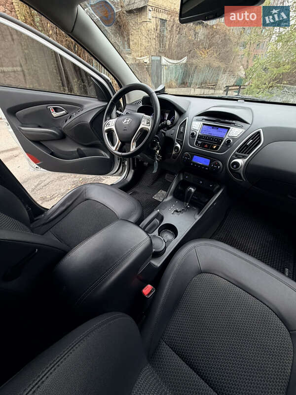 Внедорожник / Кроссовер Hyundai ix35 2011 в Киеве