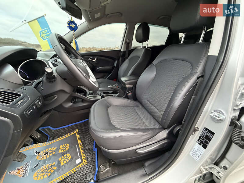 Внедорожник / Кроссовер Hyundai ix35 2011 в Виннице