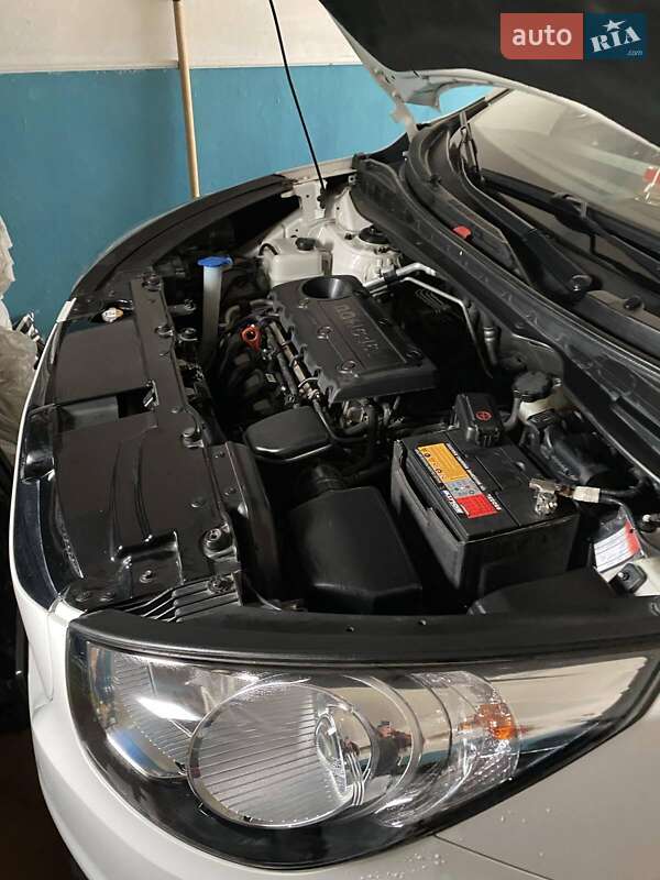 Внедорожник / Кроссовер Hyundai ix35 2011 в Ровно