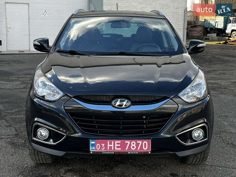 Внедорожник / Кроссовер Hyundai ix35 2010 в Луцке